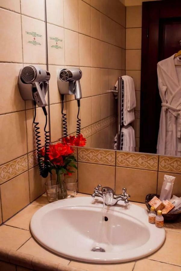 Nobillis - Carpathian Residence Pestera  Ngoại thất bức ảnh